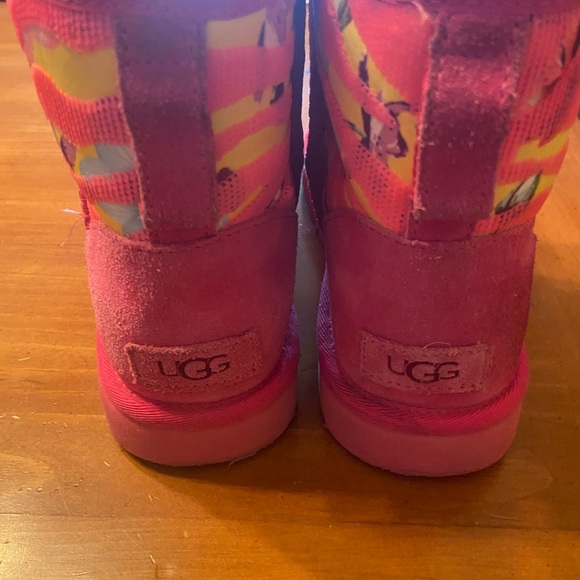 UGG Classic Mini Tiger Flower Women size 8 taffy pink multicolor sequins - Picture 5 of 14